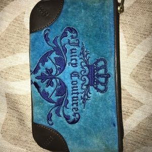 Juicy couture zipper wallet